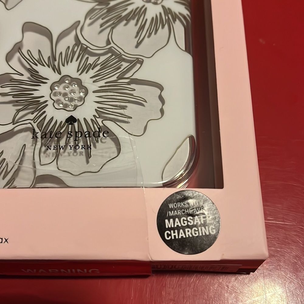NIB Kate Spade iPhone case - Picture 3 of 4